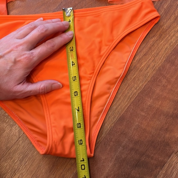 New Viilop two piece, beautiful orange swimsuit - Picture 7 of 16